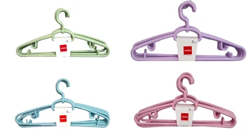 PLASTIC HANGERS  WITH ROTATING HEAD  5pcs