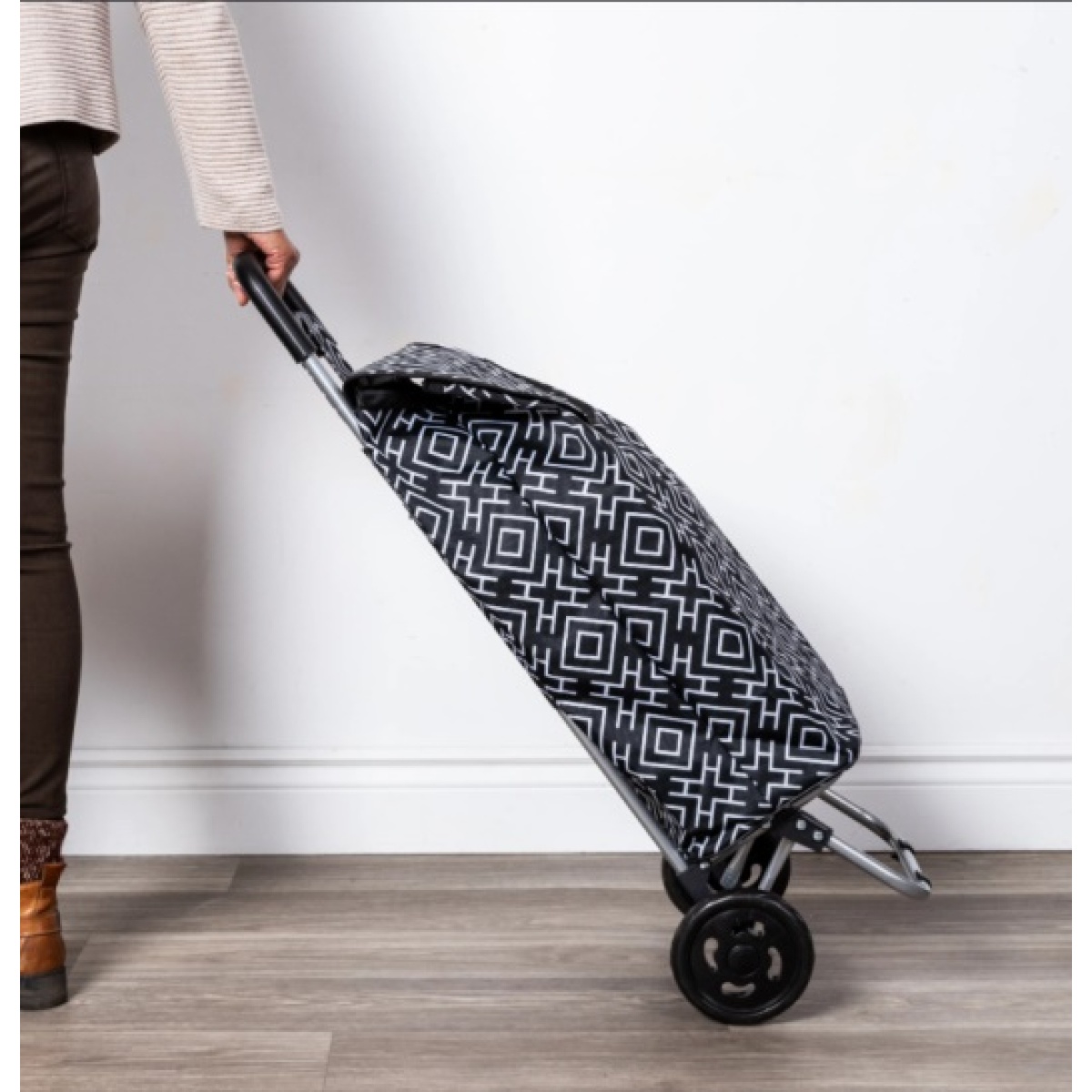 SHOPPING TROLLEY - Image 2